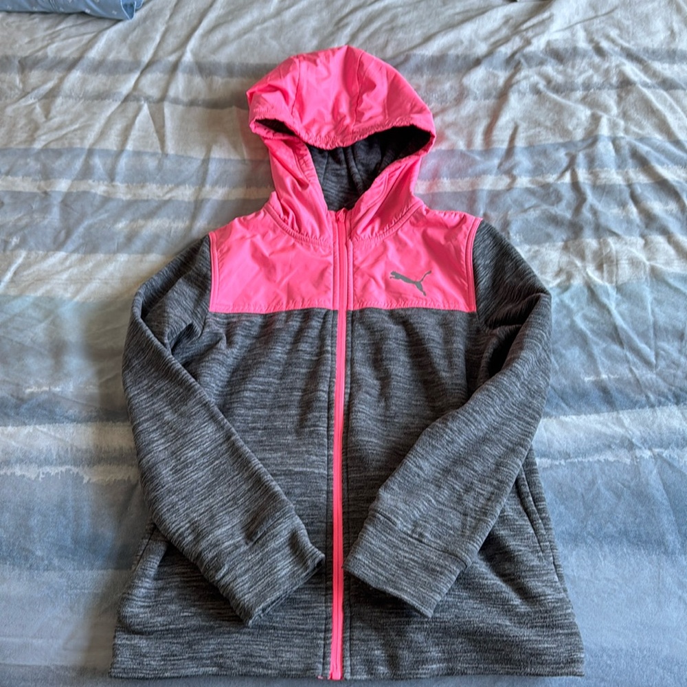 Puma zip hoodie girls M 10/12